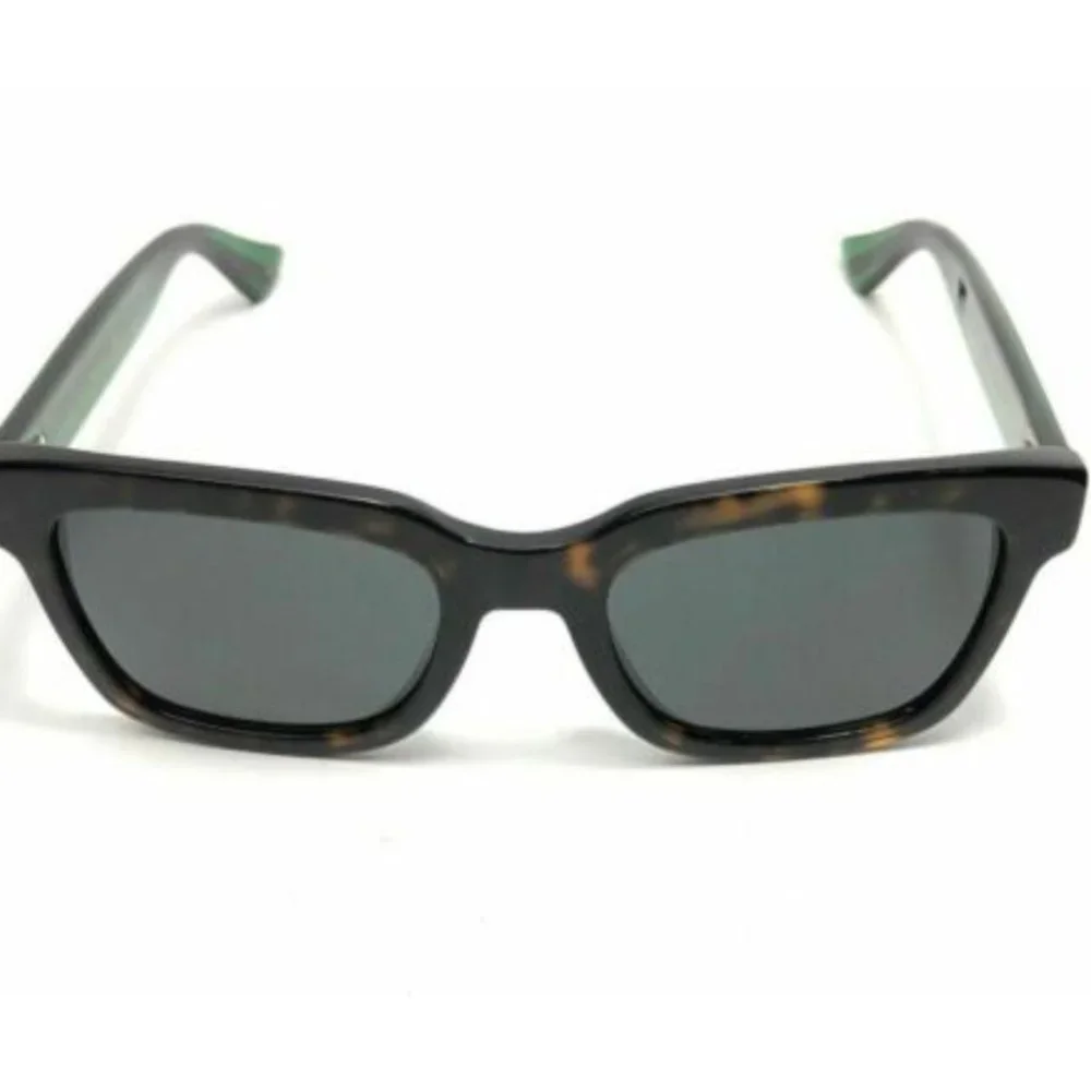 Gucci Men's Havana and Green Sunglasses!